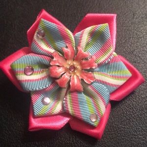 Pink flower pin/ hair clip